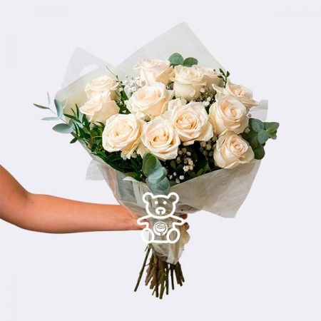 Ramo de 12 Rosas Blancas